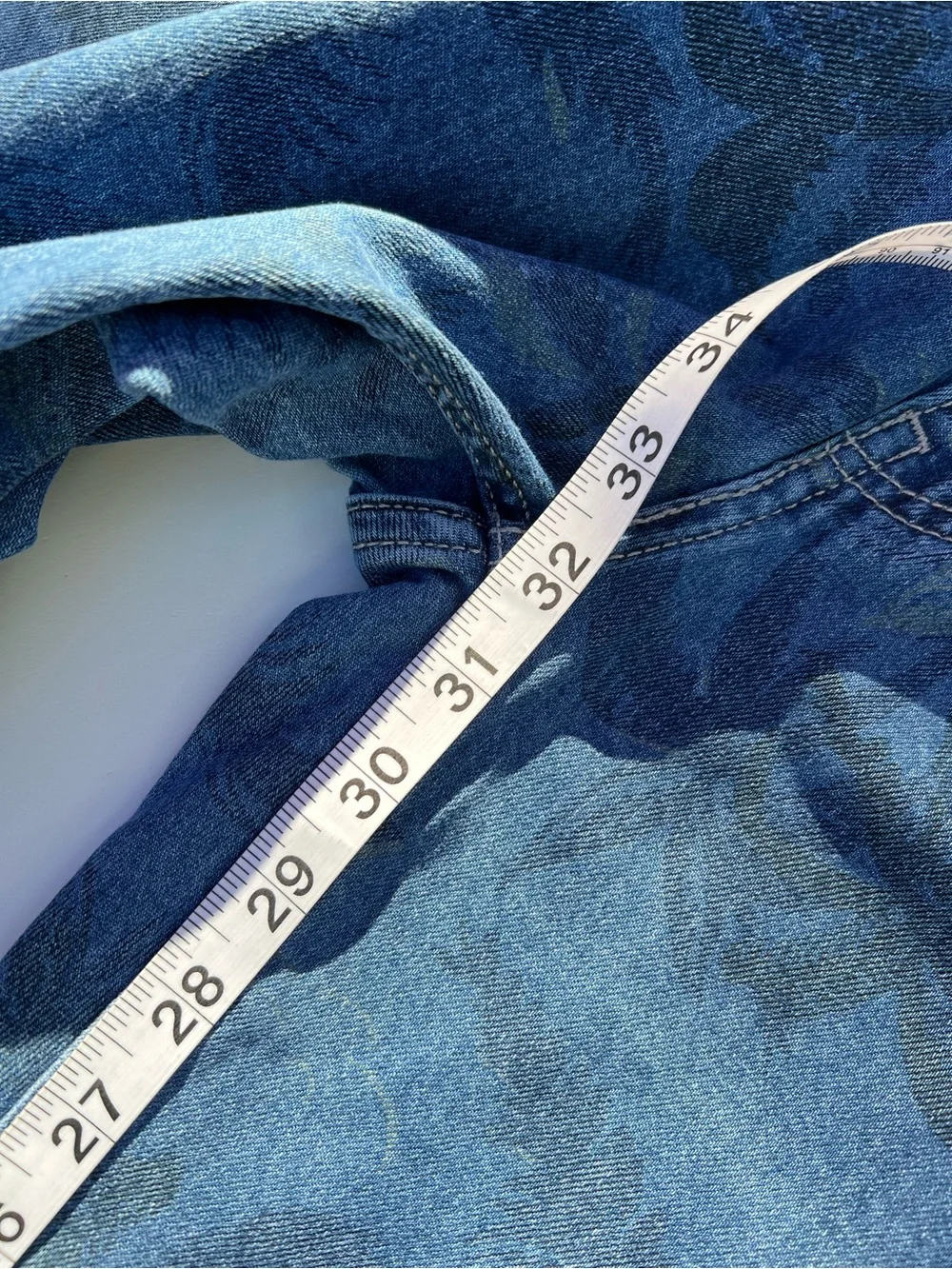 38x32 Levi's 541 Athletic Fit Jeans in Dark Blue with palm tree print
